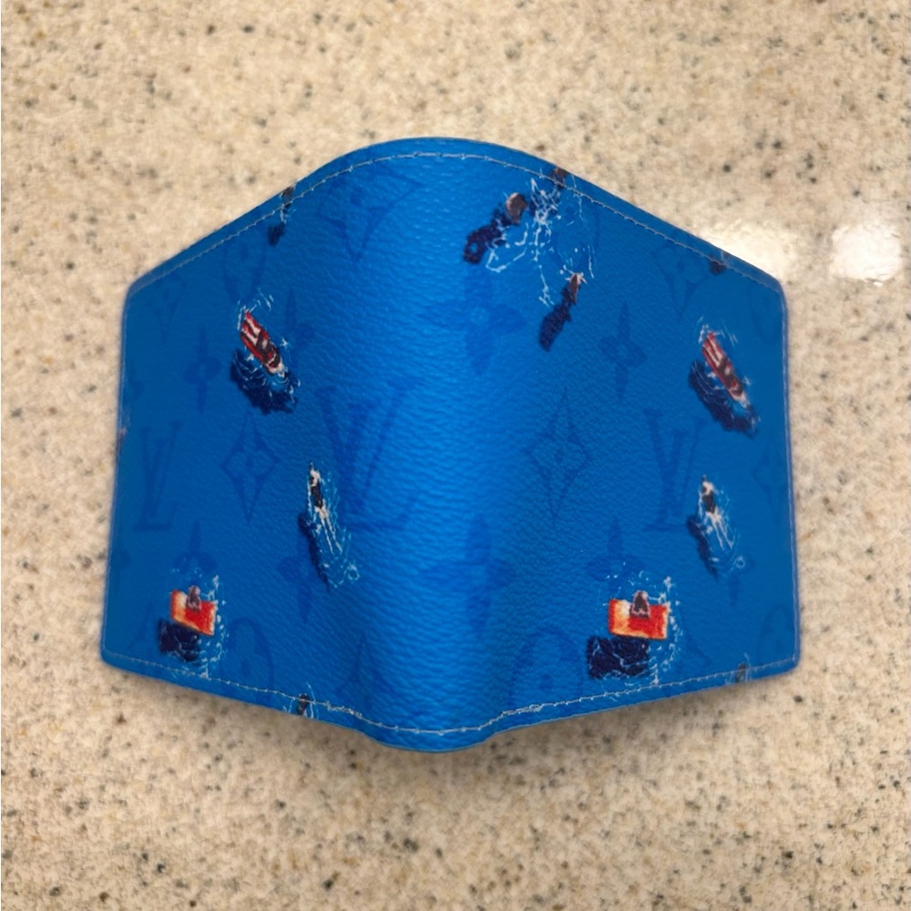 LOUIS VUITTON Blue Lagoon
Bifold Wallet - Picture 3 of 4